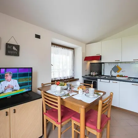 Apartment Al Fiume 1 - Happy *